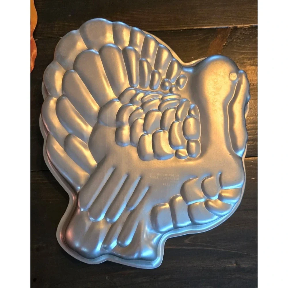 Vintage 1979 Wilton Turkey Cake Pan Thanksgiving‎ Autumn Party Pan 2105-3114